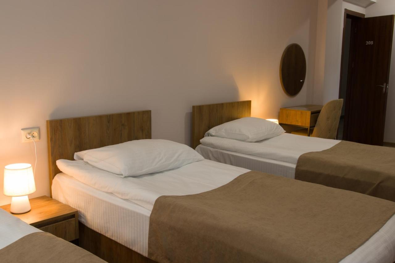 Lileo Inn Hotel Mestia Esterno foto